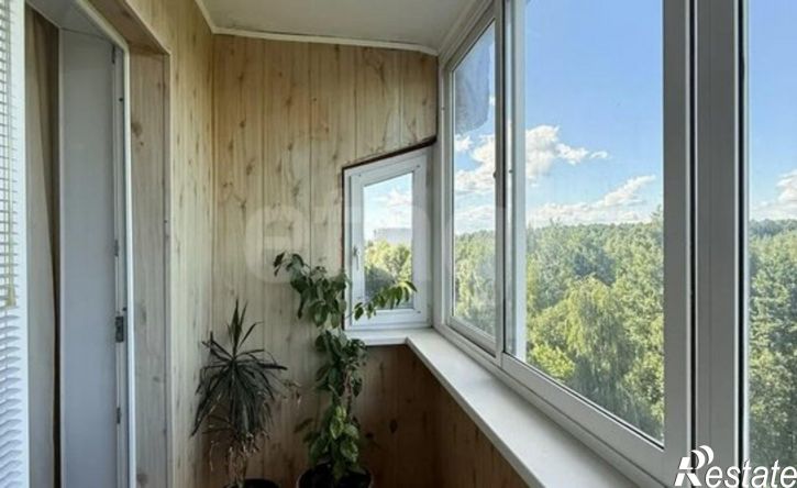3-комн квартира улица Есенина, 30,  д. 30