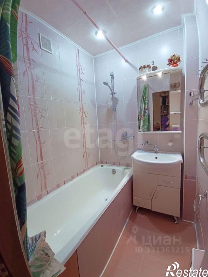 3-комн квартира улица Димитрова, 58,  д. 58