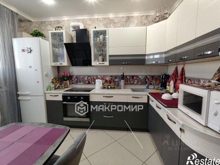 3-комн квартира улица Кольцова, 13,  д. 13