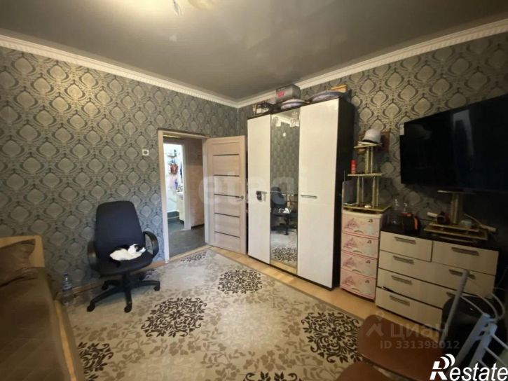 3-комн квартира улица Молодой Гвардии, 27,  д. 27