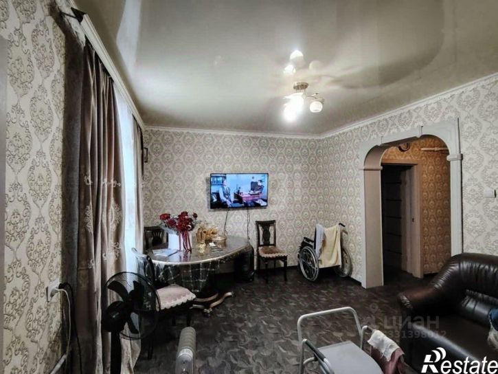 3-комн квартира улица Молодой Гвардии, 27,  д. 27