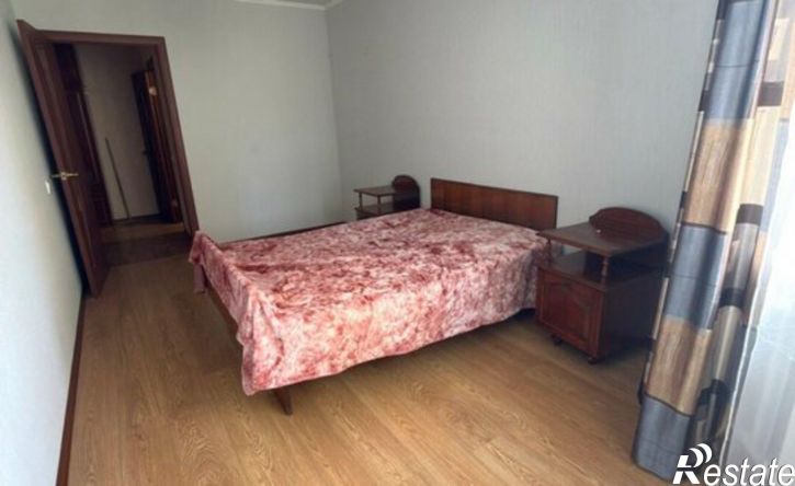 2-комн квартира Бежицкая улица, 1 к10,  д. 1 к10
