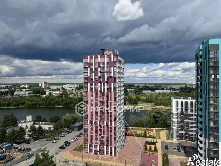 3-комн квартира ул Комарова, 49,  д. 49