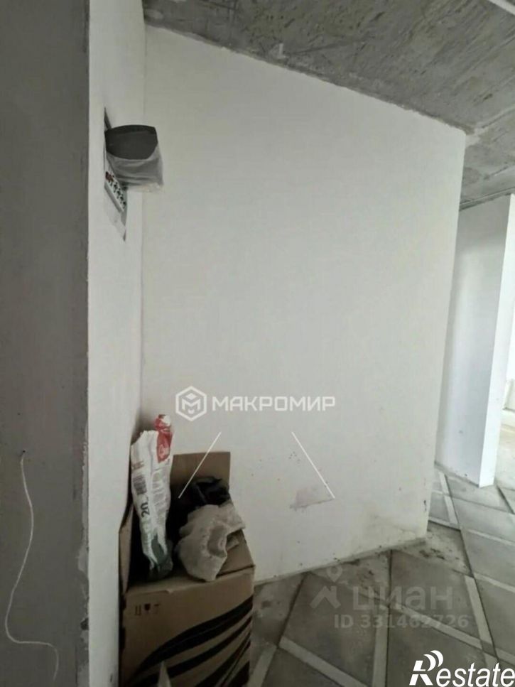 3-комн квартира ул Комарова, 49,  д. 49