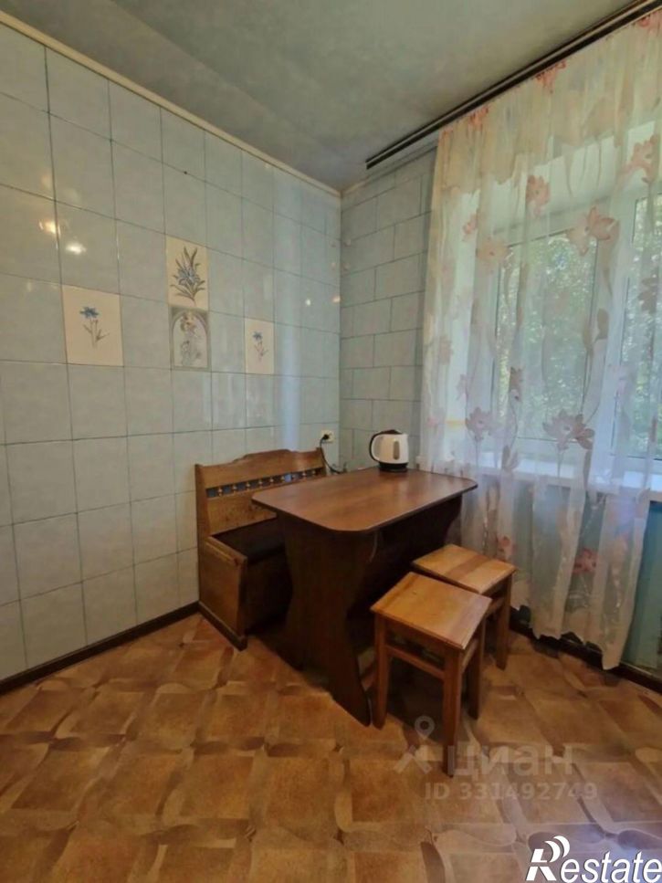 3-комн квартира ул Костычева, 19,  д. 19