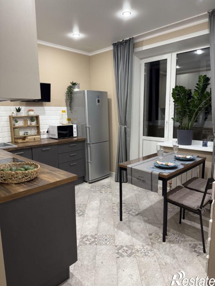 1-комн квартира улица Горбатова, 24,  д. 24
