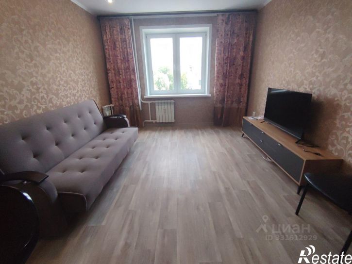 1-комн квартира улица Анри Барбюса, 27,  д. 27