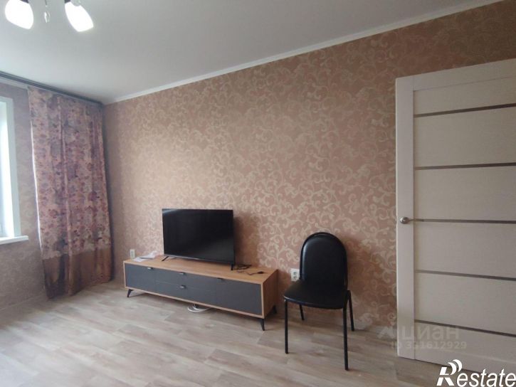 1-комн квартира улица Анри Барбюса, 27,  д. 27