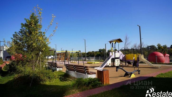 3-комн квартира в новом доме ул Комарова, 49,  д. 49