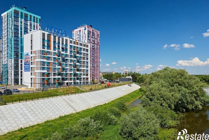 3-комн квартира в новом доме ул Комарова, 49,  д. 49