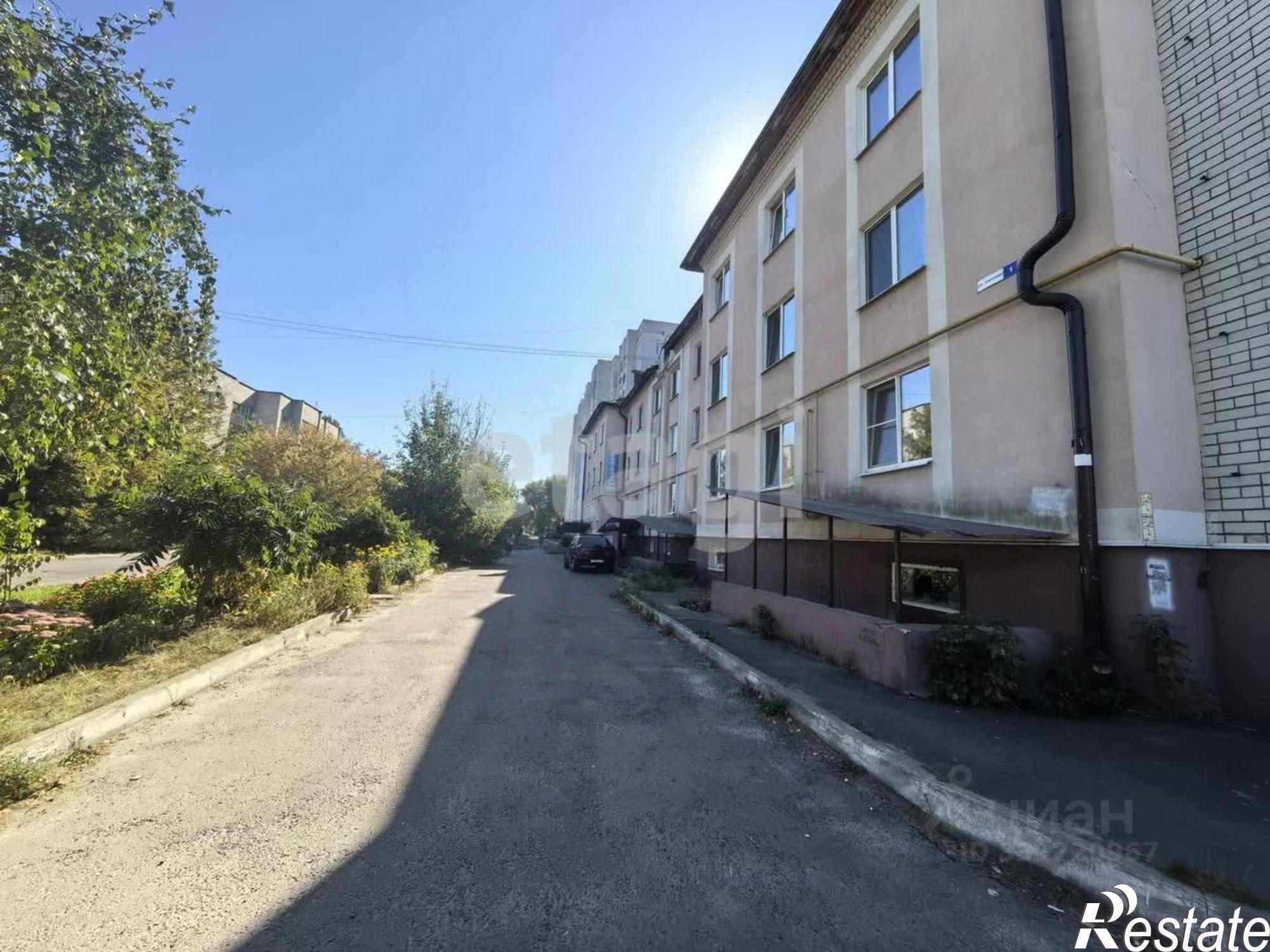 Купить офис, помещение под офис за 1 950 000 рублей на ул Унечская, 1