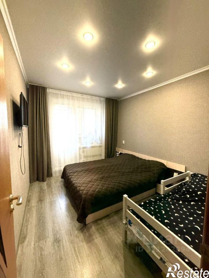 2-комн квартира ул Абашева, 8,  д. 8