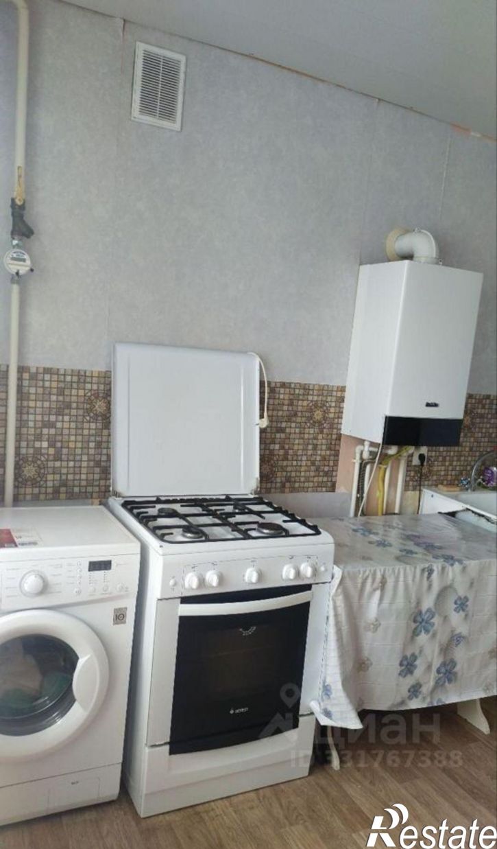 2-комн квартира пер Менжинского, 68,  д. 68