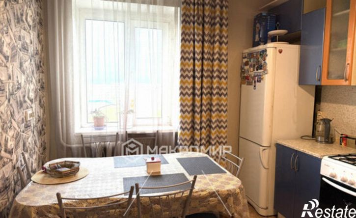 3-комн квартира пер Литвинова, 1,  д. 1