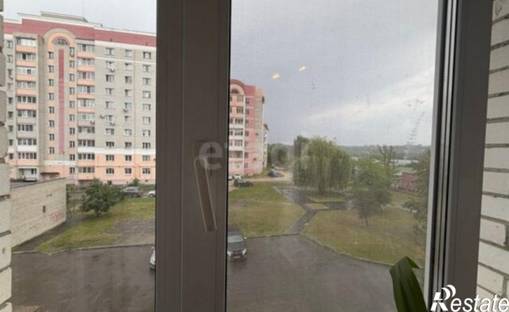 3-комн квартира микрорайон Московский, 36