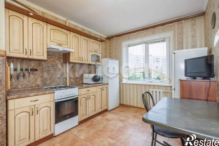 3-комн квартира Романа Брянского ул., д.6