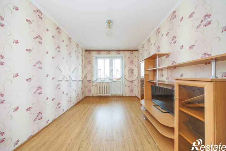 3-комн квартира Романа Брянского ул., д.6