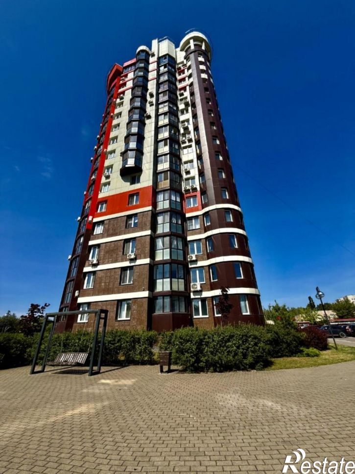 4-комн квартира микрорайон Московский, 60
