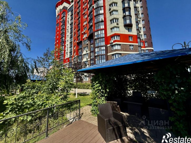 4-комн квартира микрорайон Московский, 60