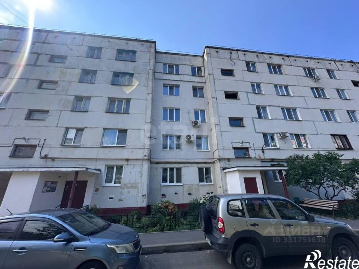 4-комн квартира ул Севская, 19,  д. 19