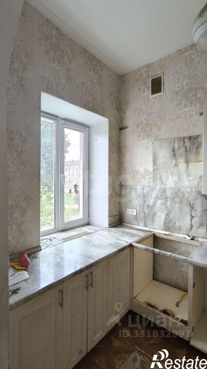 2-комн квартира ул Ульянова, 126,  д. 126