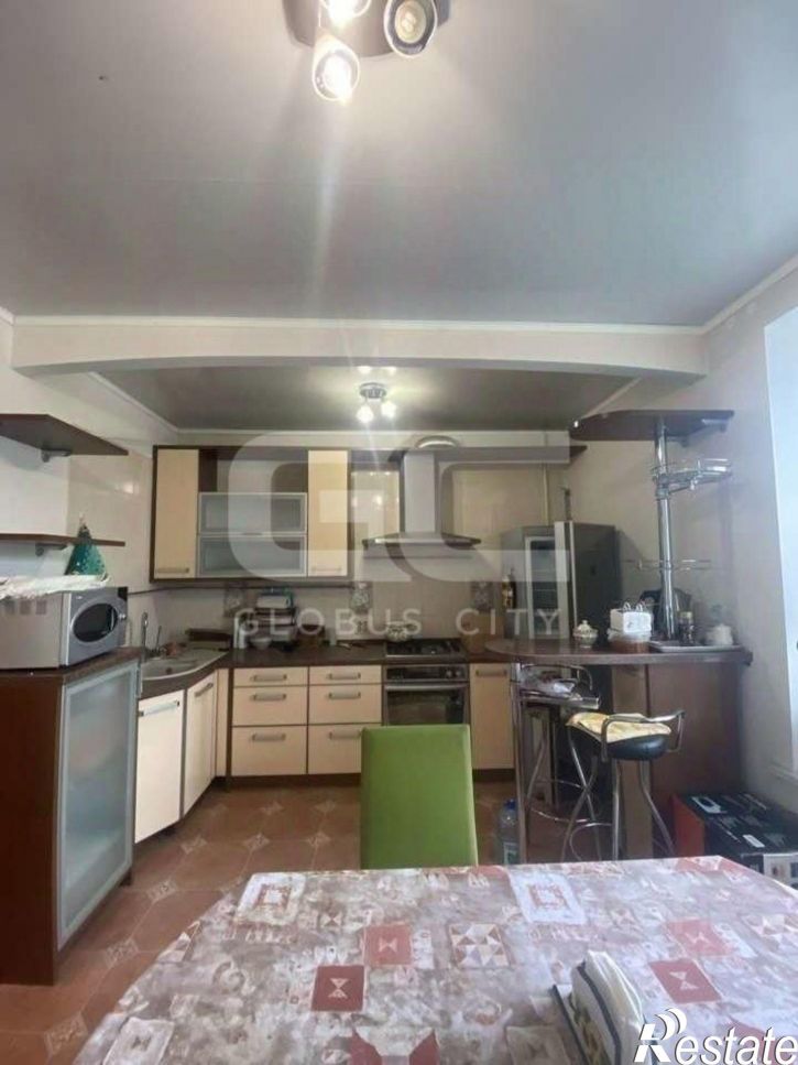 3-комн квартира ул 3 Июля, 25,  д. 25