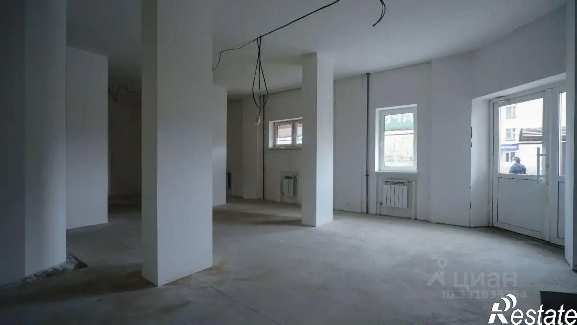 Купить торговое помещение за 18 699 300 рублей на ул Фокина, 195