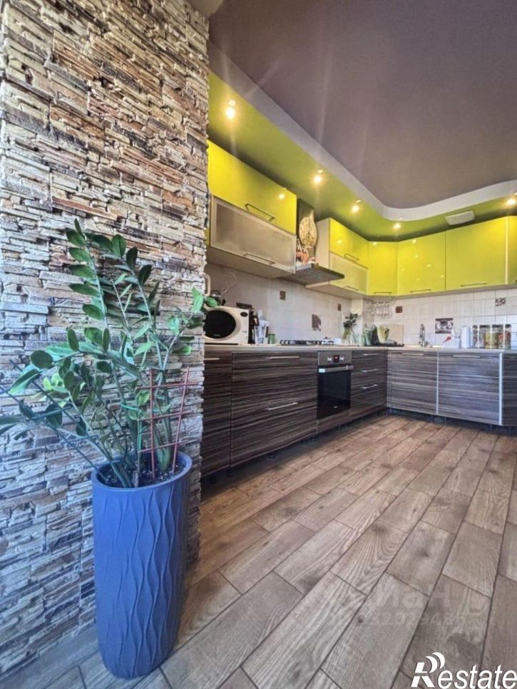 2-комн квартира ул Медведева, 65 3,  д. 65 3,  к. 3