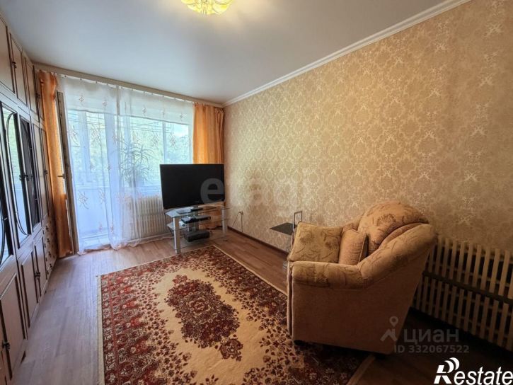 3-комн квартира ул Крахмалева, 6,  д. 6