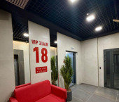 3-комн, 90 кв м, этаж 17/19 ул Комарова, 41
