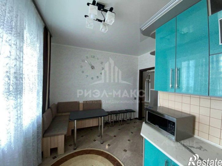 2-комн квартира пр-кт Станке Димитрова, 67 5,  д. 67 5,  к. 5