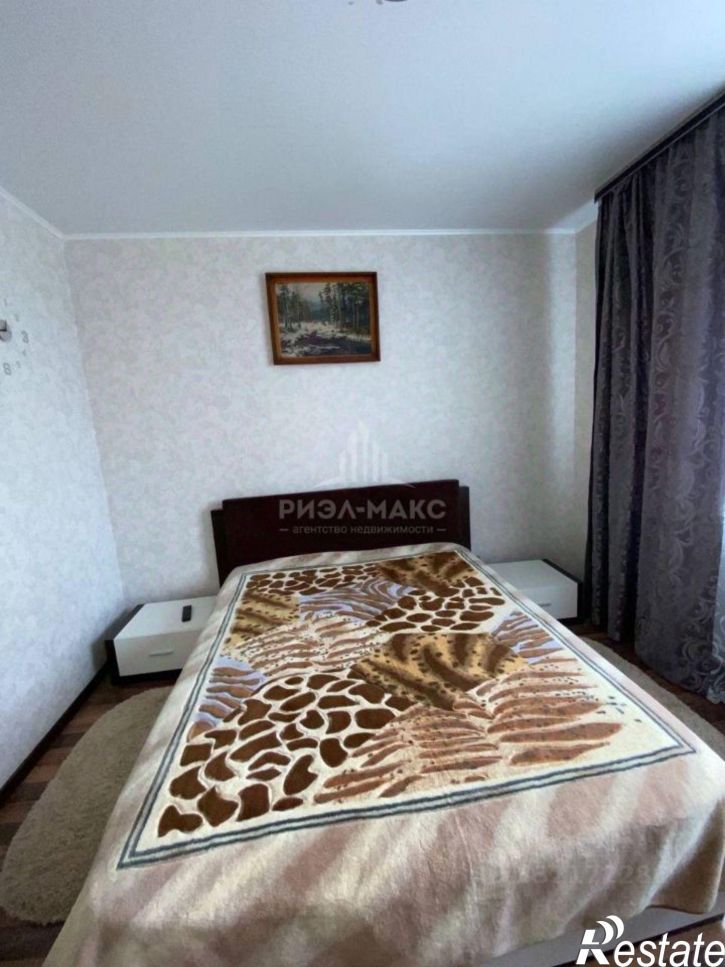 2-комн квартира пр-кт Станке Димитрова, 67 5,  д. 67 5,  к. 5