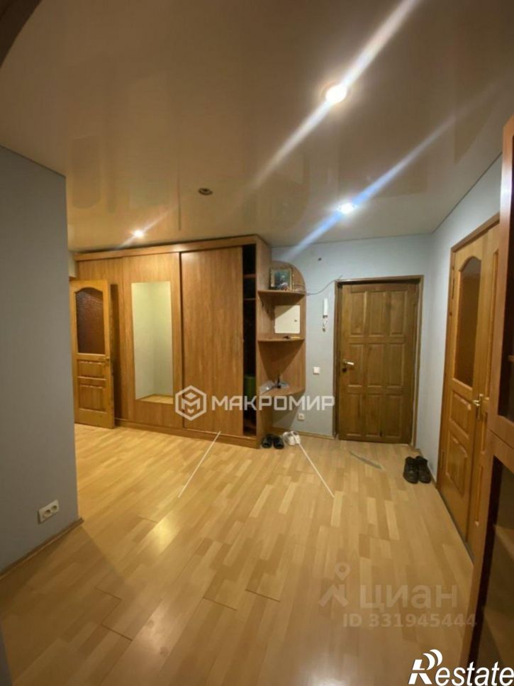 2-комн квартира ул Пересвета, 20,  д. 20