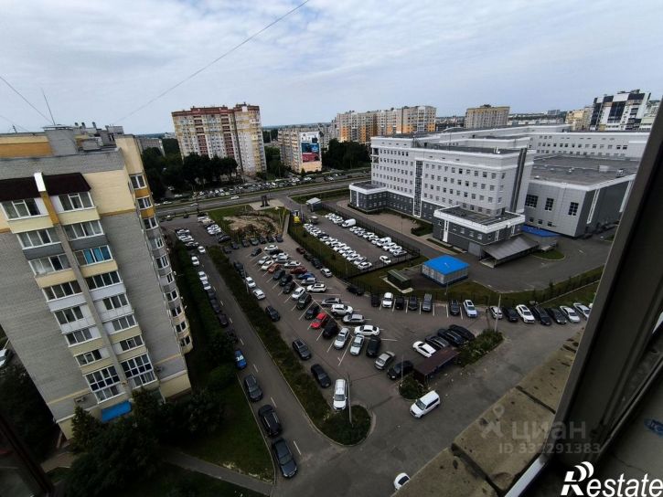 3-комн квартира ул Крахмалева, 49 1,  д. 49 1,  к. 1