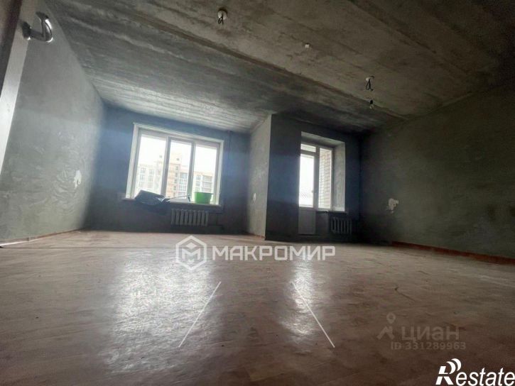 3-комн квартира Московский мкр, д.42, к.2