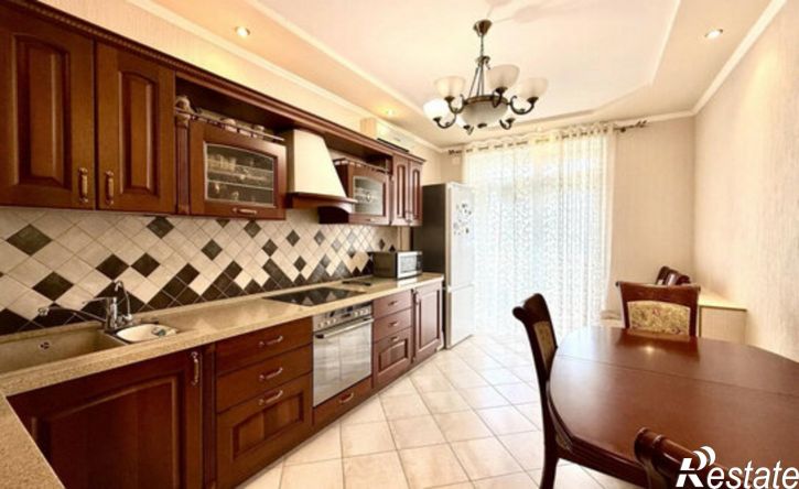 3-комн квартира ул Авиационная, 34,  д. 34