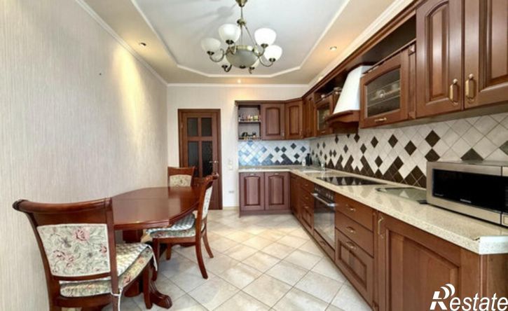3-комн квартира ул Авиационная, 34,  д. 34