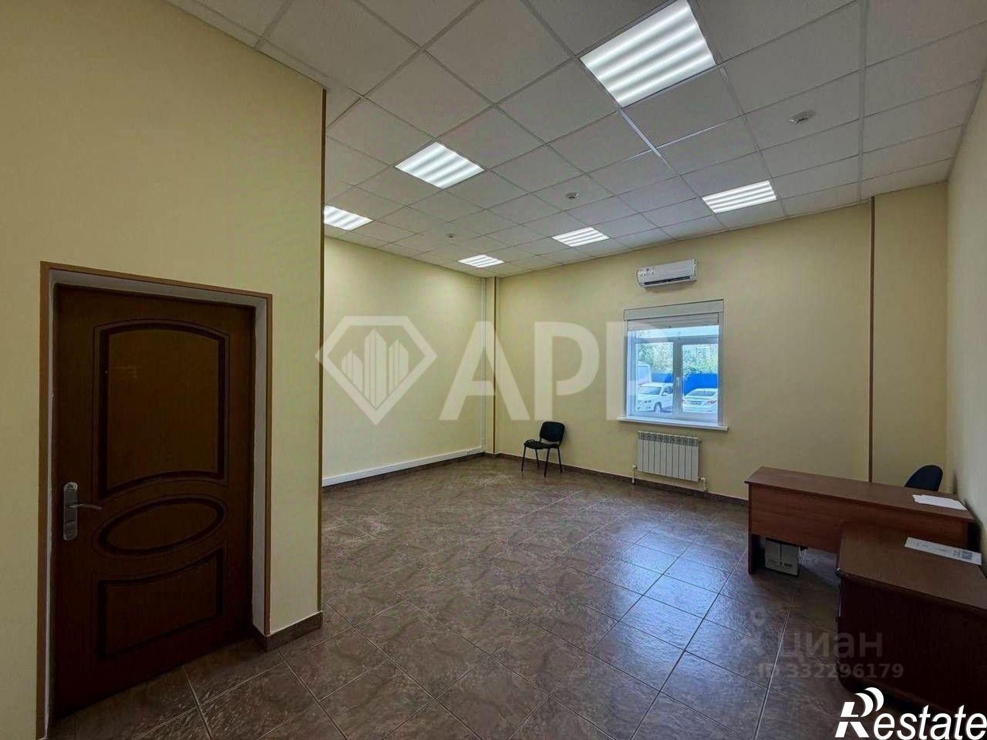 Сдать офис, помещение под офис за 16 500 рублей на ул 7-я Линия, 42