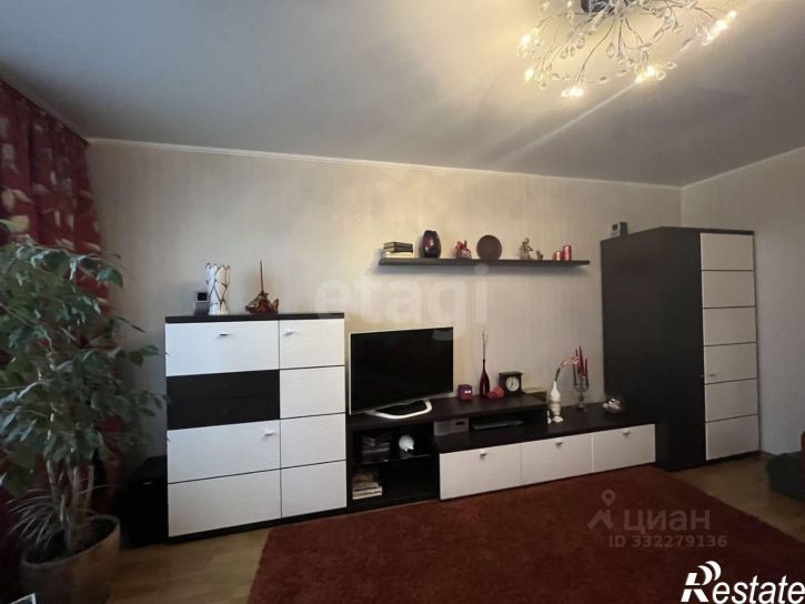 2-комн квартира ул 50-й Армии, 18,  д. 18