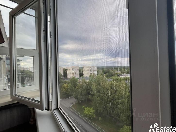 2-комн квартира ул 50-й Армии, 18,  д. 18