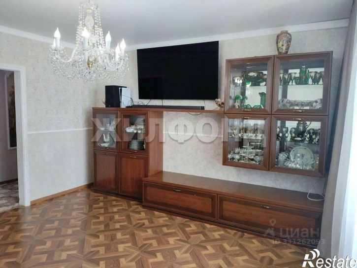 3-комн квартира ул Дуки, 71,  д. 71