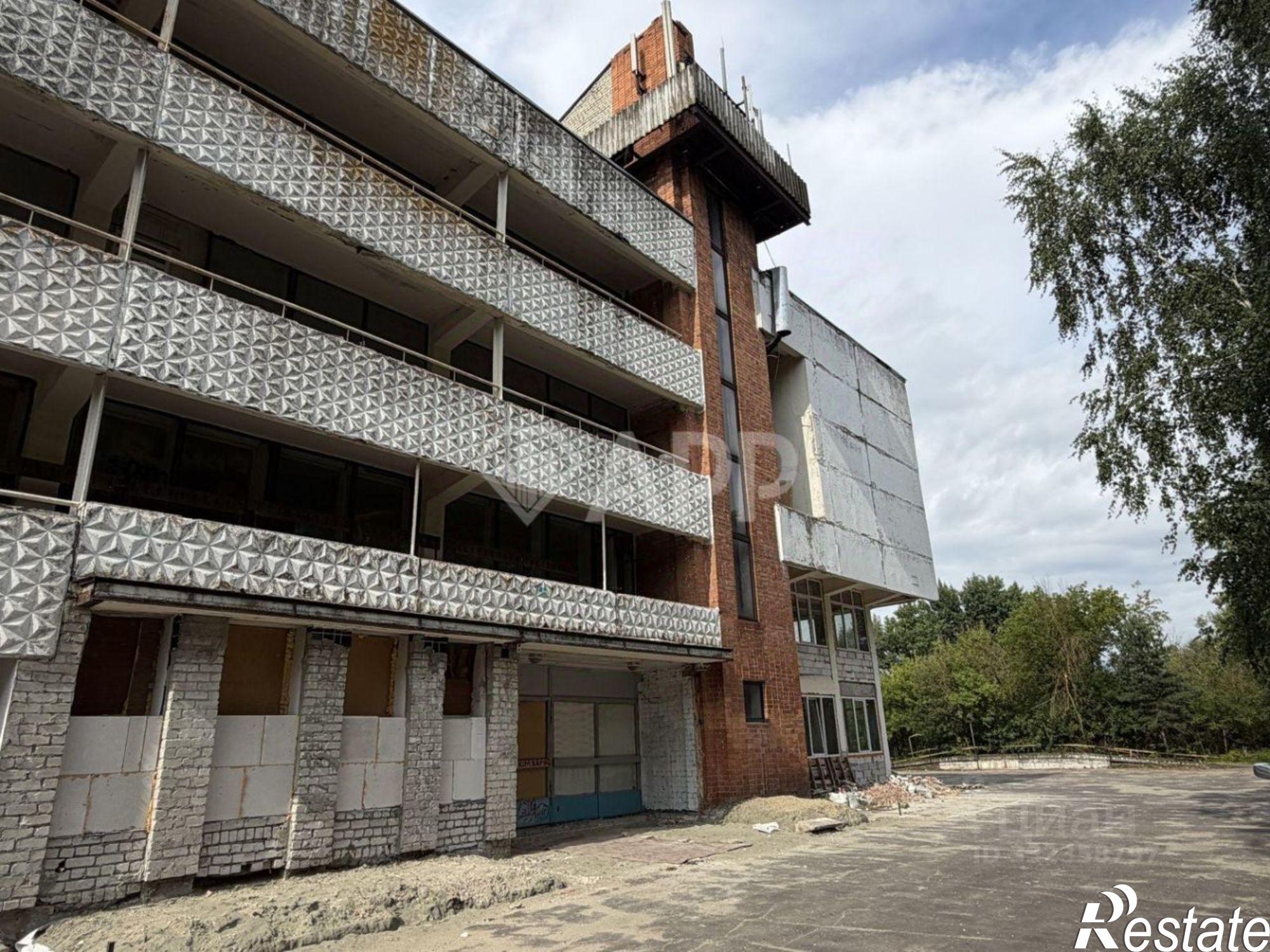 Сдать складское помещение за 62 356 рублей на ул Комарова, 37А