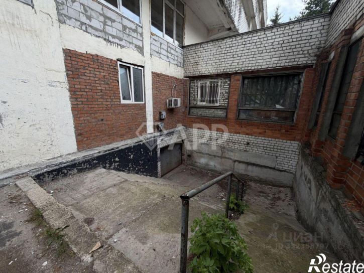 Склад ул Комарова, 37А,  д. 37А
