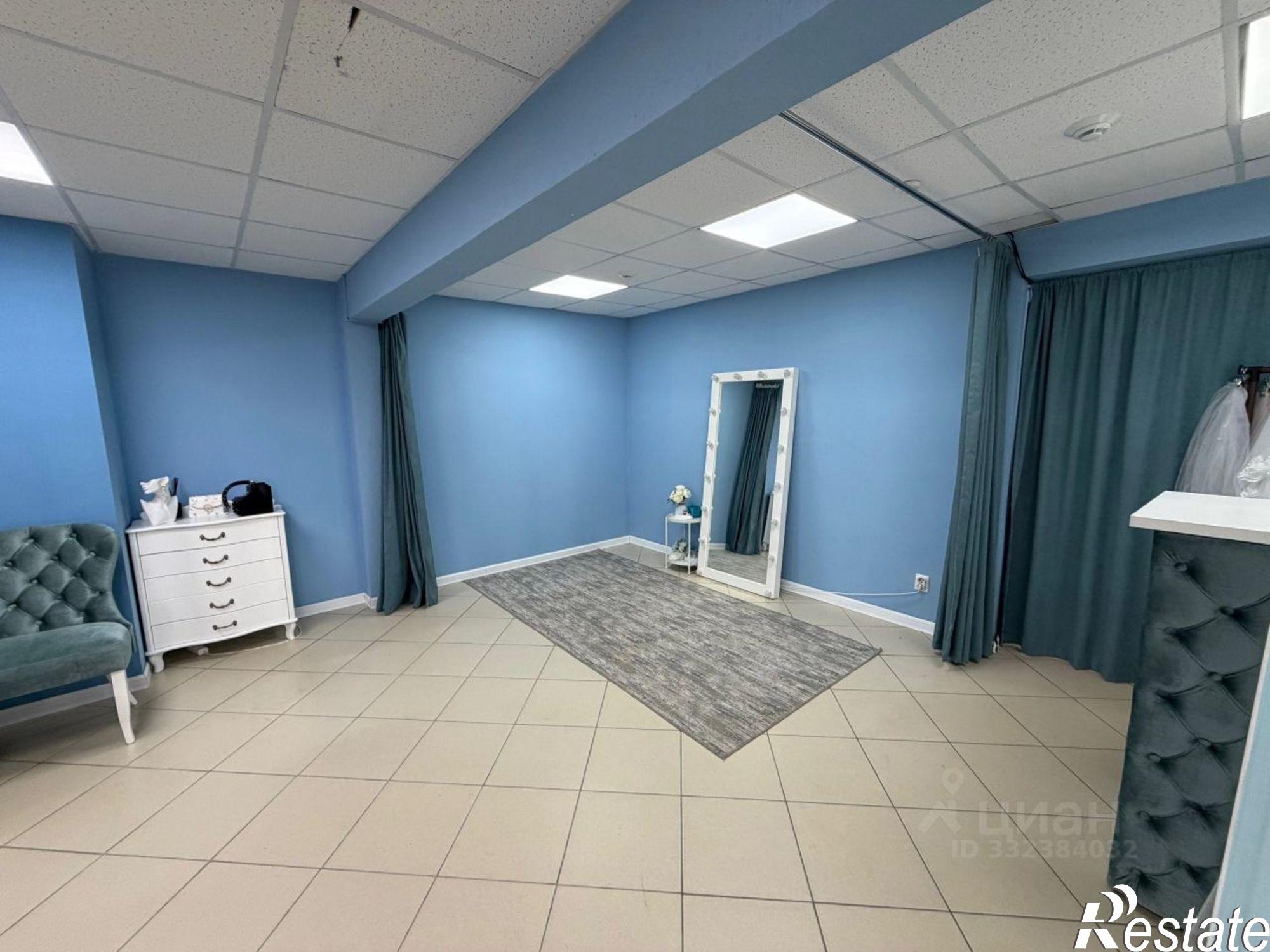 Купить торговое помещение за 4 833 630 рублей на Московский пр-кт, 14