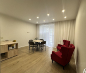 2-комн, 67 кв м, этаж 1/9 ул Крапивницкого, 39