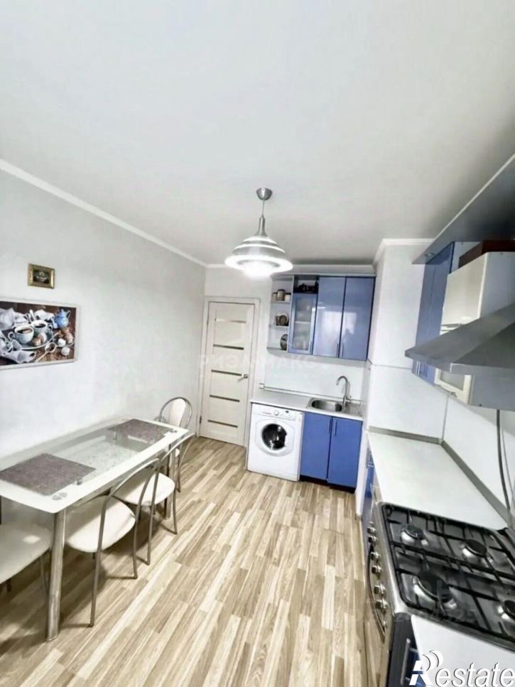 3-комн квартира ул Авиационная, 25,  д. 25