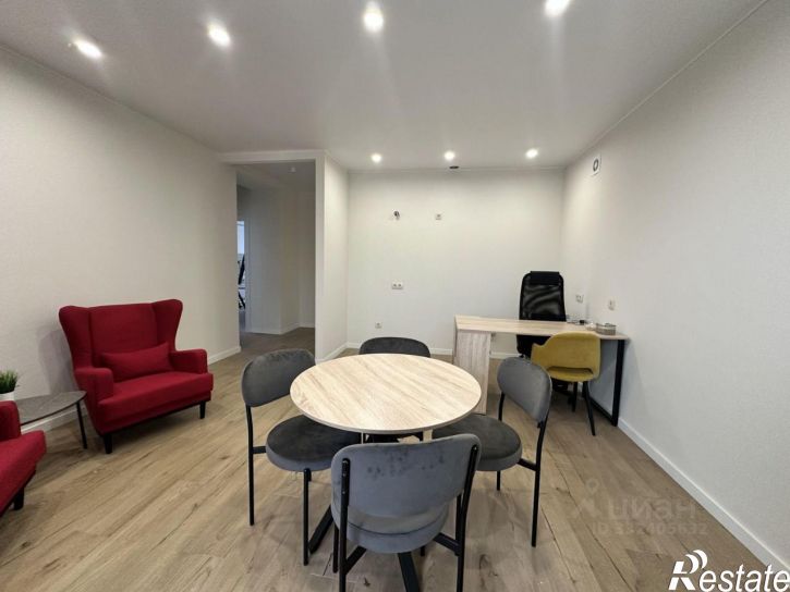 2-комн квартира в новом доме ул Крапивницкого, 39,  д. 39