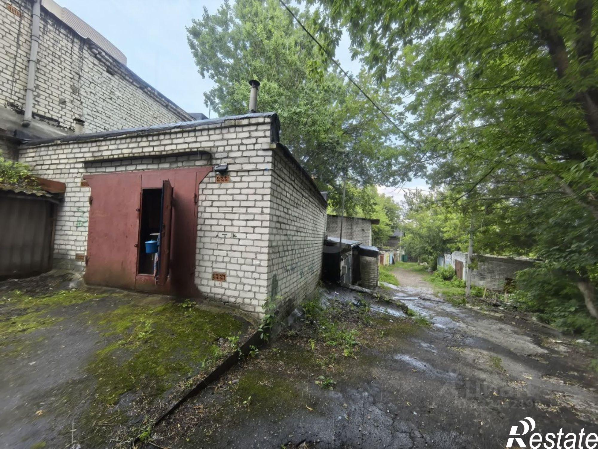 Купить гараж, место в паркинге за 850 022 рублей на ул Пролетарская, 100