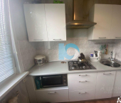 2-комн, 46кв м, этаж 5/5 ул 3 Интернационала, 19