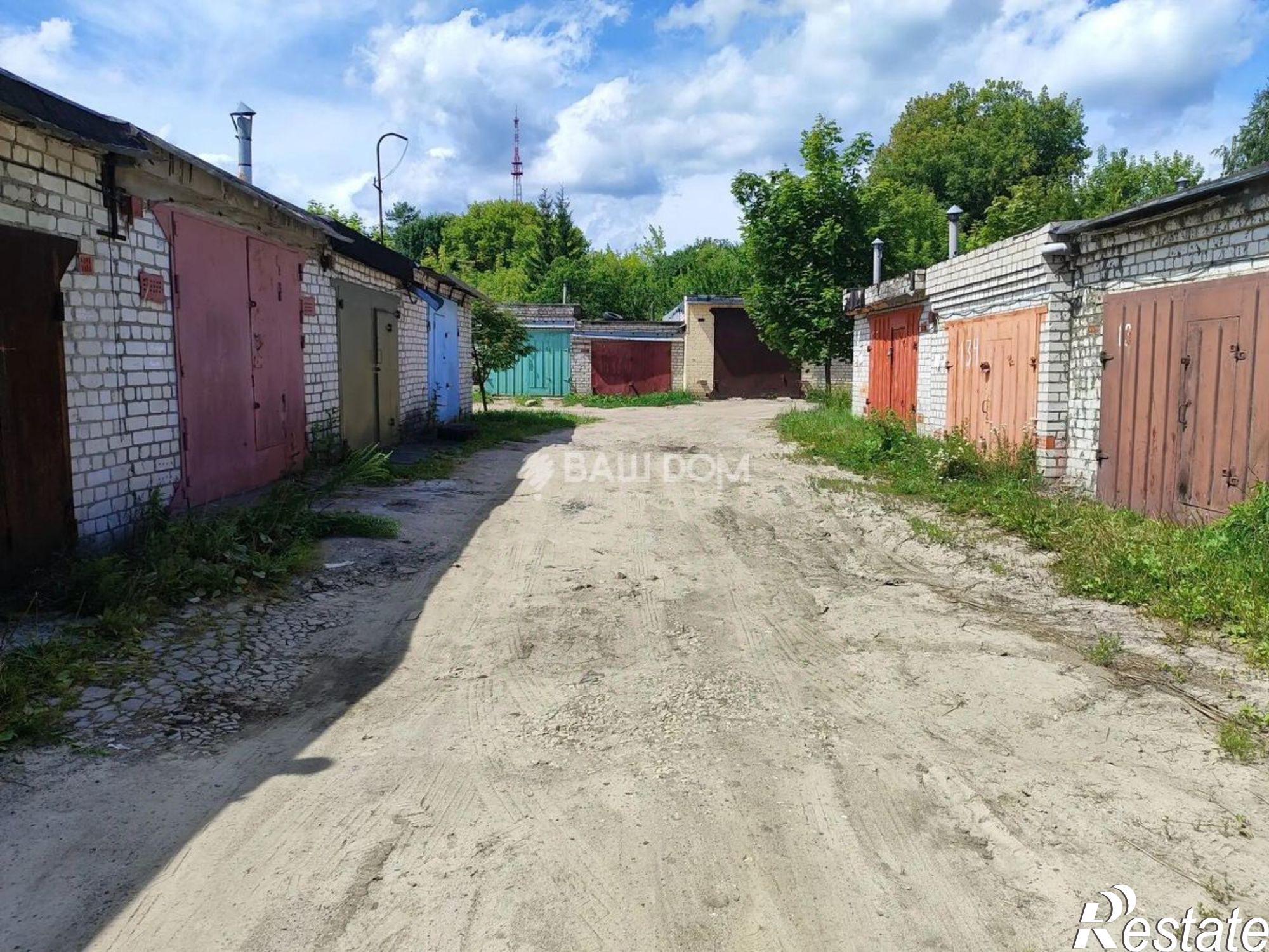 Купить гараж, место в паркинге за 560 510 рублей на ул Карачижская, 79/4